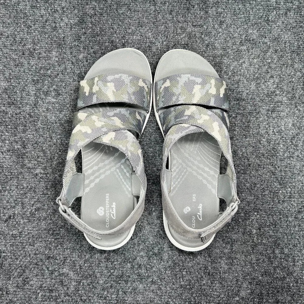 Clarks Cloudsteppers Sandals Women's‎ Size 8W Green Camo Comfort Casual Outdoor